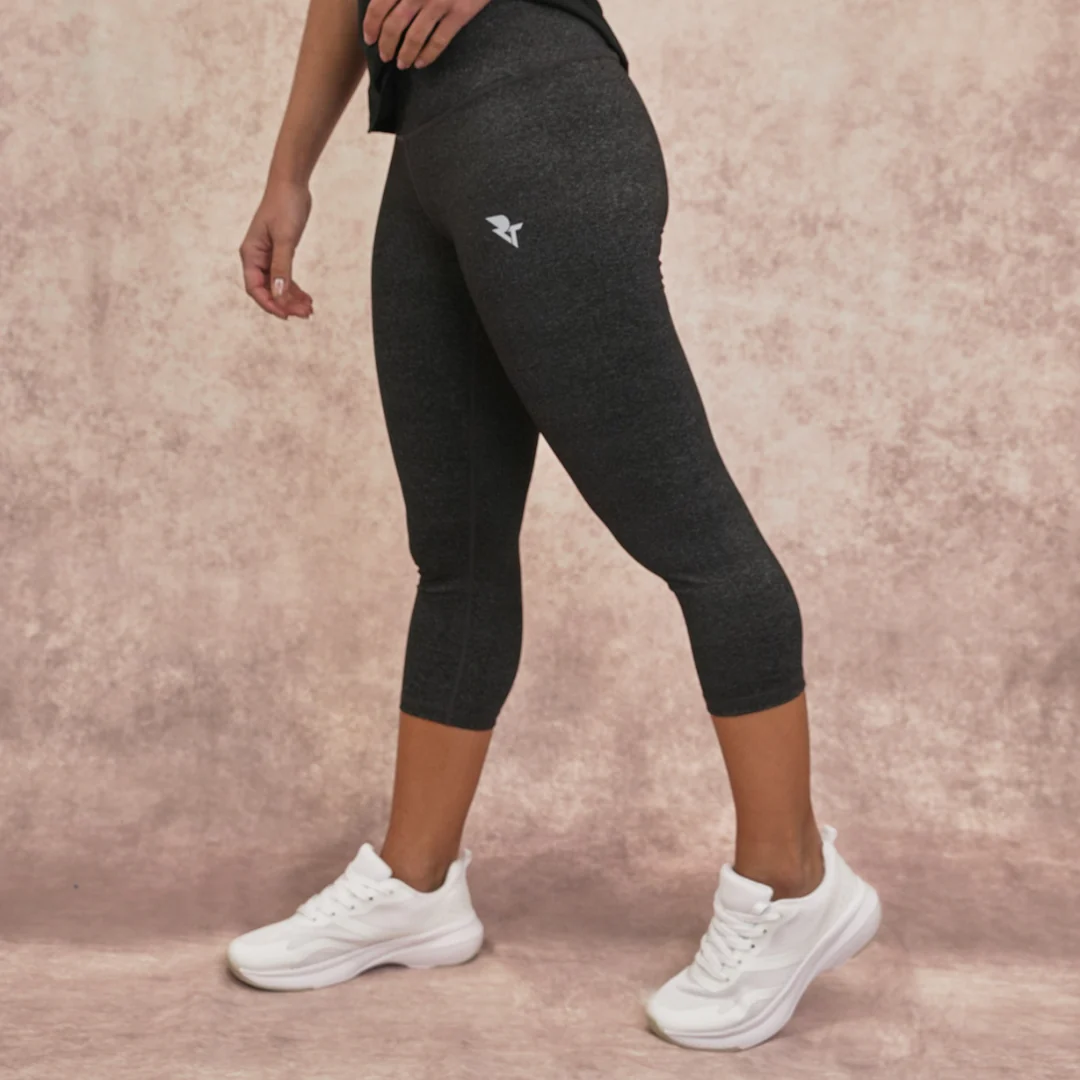 Women's 3/4 Length Grey Leggings - Image 3