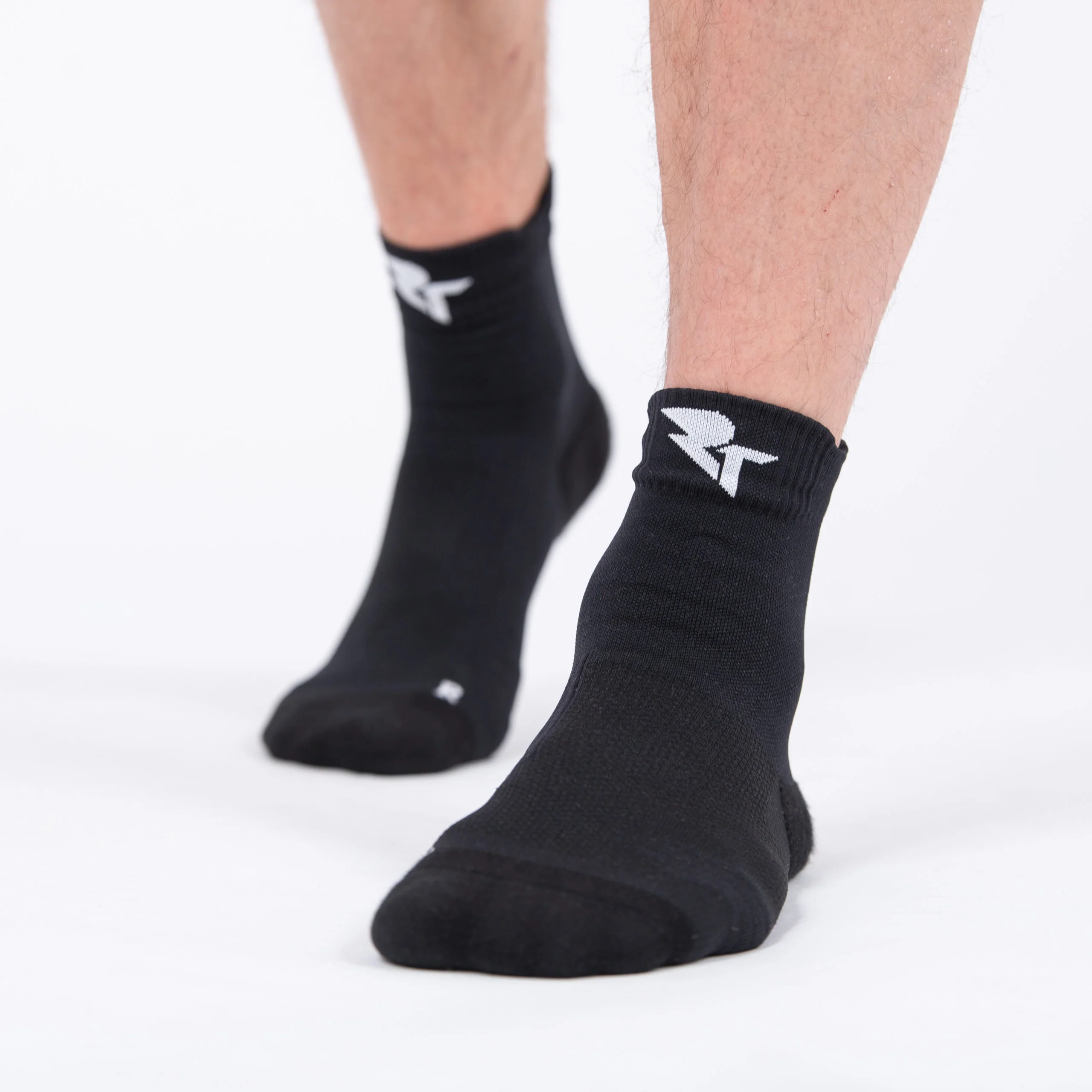 Black Above Ankle Running Socks - Image 3